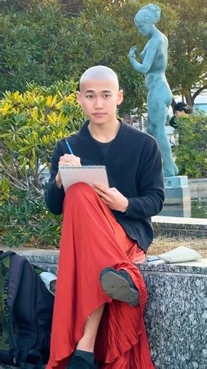 You’ll never forget this ending😌in Enoshima, Japan…and she looked beautiful in the sunset