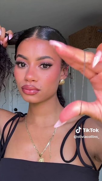 Bubble Braid Tutorial: Half-Up, Half-Down Curly Hairstyle