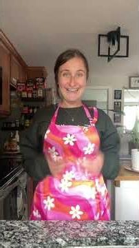 Homemade Aprons That Save Money & Look Cute ✂️💛