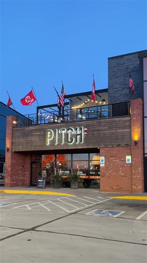 Enjoy a Romantic Dinner at Pitch with Delicious Pizza