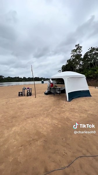 Acampamento na praia. #acampamento #pesca #natureza