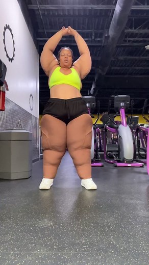 53K views · 690 reactions | Let’s stretch… mobility and flexibility is key as we age!! #fitnessafter40 | Evelyn Flows | Facebook