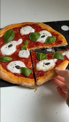 Vegan Halloween ‘Veta’ Ghost Pizza 👻🍕 | Easy Spooky Dinner Idea (Dairy-Free + Fun!)