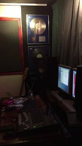 19K views · 933 reactions | Just getting warmed up! | Fast Eddie Clarke Official | Facebook