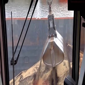 Rap ride with Sennebogen 850, Aalborg Harbor | World & Nature II
