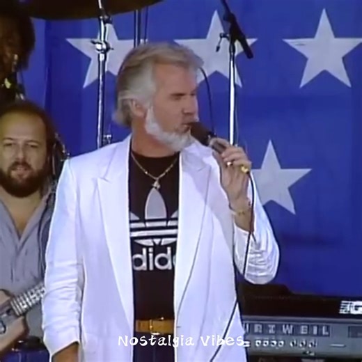 Kenny Rogers - Ruby (Live at Farm Aid 1985) | Nostalgia Vibes