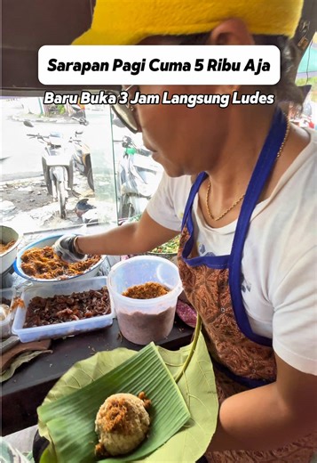 Sego Berkat Yu Jimah: Tempat Kuliner Wajib di Yogyakarta