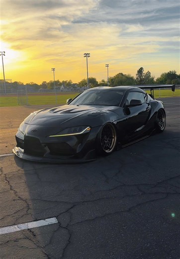 Lil detail action 🧼 Ain't nun major 😏 Who's that white supra tho? 👀 - - - - #mk5supra #jdmlegends #stancedaily #supra #bmw #toyota #carsoftiktok #detail #transition #twin #slammed #sunset