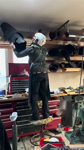 Who needs one of those fancy rolling ladders? 🥌🥌🥇🥇#winterolympics #wintergames #goldmedal #osha