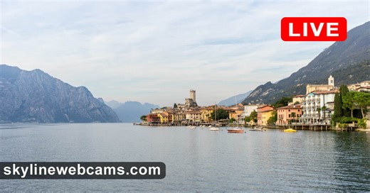 【LIVE】 Webcam Lake Garda - Malcesine | SkylineWebcams
