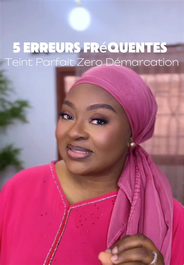 Tu veux savoir pourquoi ton teint ne fonctionne pas… même quand tu as un bon fond de teint ? La vérité ? Ce ne sont pas les produits. Ce sont les erreurs que tu fais sans le savoir : ❌ Mauvaise préparation de la peau ❌ Mauvais choix de fond de teint ❌ Sous-ton mal compris ❌ Mauvais outil ❌ Mauvais dosage ❌ Teint non structuré Résultat : démarcations, grisaille, effet masque. Si tu veux enfin comprendre la logique du teint et apprendre à faire un rendu propre, harmonieux et longue tenue… 👉 Focus