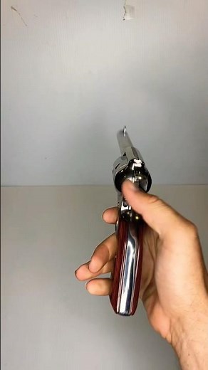 Gun Spinning Tricks: Practicing The Basics 🤠