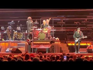 Bruce Springsteen - Out In The Streets, Seattle WA, 2/27/2023 Live