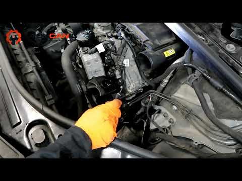 How to Change Power Steering Reservoir on a Mercedes Benz