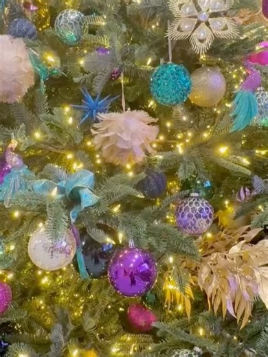 Mills & Boon | ROMANCE UNWRAPPED 🎀📚💗 We’ve teamed up with our friends at @harpernorthuk to bring you this incredible romance prize! Featuring . . . ☕️... | Instagram