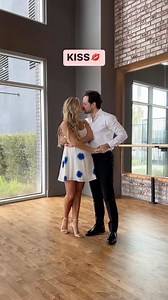 34K views · 6 comments | Effective dance moves DON’T have to be hard to do. Simplicity and tastefulness is KEY ️ Follow us for more First Dance TIPS☝️ #firstdance #weddingdance #weddingdress #weddingweekends #wedding #groom #bride #dance #love #weddingtips #weddingdanceinspo | WeddingDance.net | Facebook