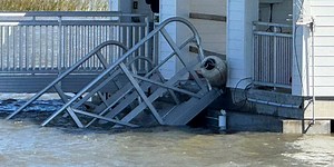 ‘We formed a circle and started praying’: Families grieve, call for investigation into deadly gangway collapse