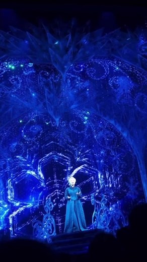 Let It Go - Frozen Dutch Musical Performance