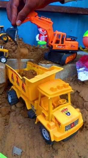 jcb loading मिट्टी video #Gneshatoy #youtube #shorts #video #minitractor #shortvideo