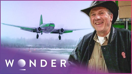 Ice road trucker Alex Debogorski visits Buffalo Airways | Ice Pilots | Wonder