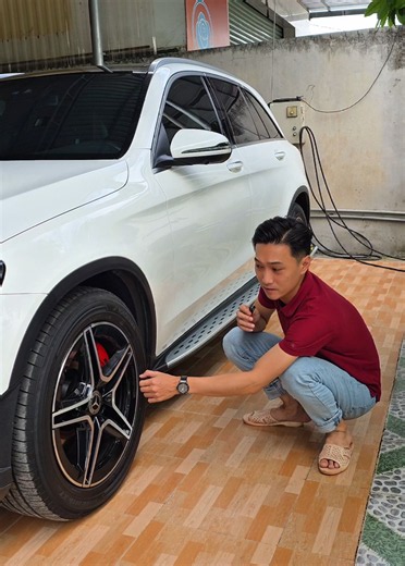 Có nên mua Mercedes GLC 300 lướt 2020? Review chân thực và lời khuyên