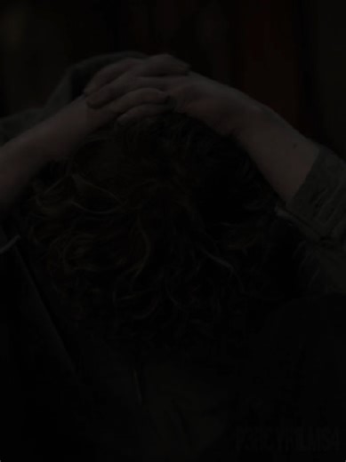 this episode had me SOBBING omg. I love clarisse but I feel so bad for Percy after she said he basically killed all of camp AND his best friend. like I love her and no hate to her but percy was also already mid breakdown my poor baby 😕. - - - - @𝓐𝓿𝓮𝓻𝓵𝓮 ྀིྀིྀིྀིྀི @✯•~𝓛𝓲𝓷𝓪~•✯ @𝒩𝑜𝑜𝓇 ⋆♆.˚ @sof Ψ @Iη∂︎y 🔱 @olive ͛ @𝒍𝒐𝒕𝒕𝒊𝒆 Ψ @scperca @BLISS 𐙚 ˚ @amura @Angelaa𝜗𝜚 @𝒶𝓉𝒽ℯ𝓃𝒶𝓈𝓀𝒾𝒹 @Brooke ˚.༄ @ʙʟᴀɪʀ Ψ - - - - #fyp #percyjackson #pjo #percy #walkerscobell // edit // audio //