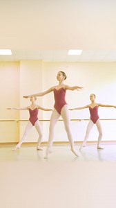 Level 4 students from Master Teacher Ekaterina Trunina @katheryn_ballet working on preparation for tours and a grand battement combination at the centre in the run up to their final exam last season. Next week Ekaterina Trunina will present our first online seminar of the season on Pre-Ballet. Comment PREBALLET to get our special offer for first-time attendees and join our live seminar from September 18 to 22! Link in Bio for more info! 📌 Follow for more updates from the | Russian Ballet Intern