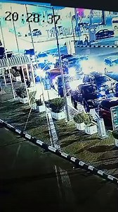 A few days ago, Peter Obi told Chude that his car was clamped at an airport, that his acquaintances would not greet him in public, and that people were disinviting him from weddings. He presented these as evidence that this government may kill him if given the opportunity.The Minister of Aviation has now reviewed the CCTV footage and released a detailed timeline with attachments.The facts: Obi's police driver parked in a drop-off zone, left the vehicle unattended for approximately 30 minutes whi