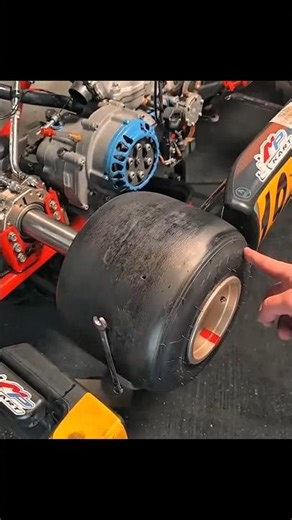 F1 Ke Smooth Tyres Itne Chipakte Kyu Hai? || Dekho Amezing || #facts