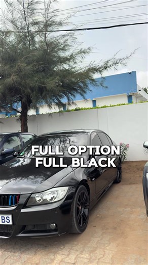 BMW E90 Année 2007 2008 Sports d'origine 6 cylindres Full options et full black Sans défauts Automatique Toit ouvrant Papier à jour #bmw #toutlemonde🌍 #voituretogo