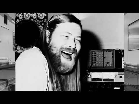 Snapped Ankles - Smart World (Official Video)