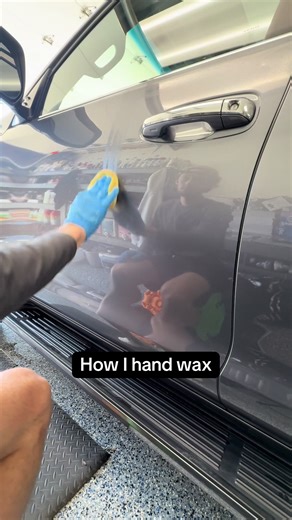 Hand Waxing Techniques for Car Detailing