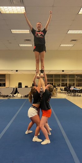 pop off😙✨ #cheerleading #cheer #competition #highschool #compcheer