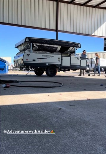 Experiencing RV Life: Top Tips for Camping Adventures