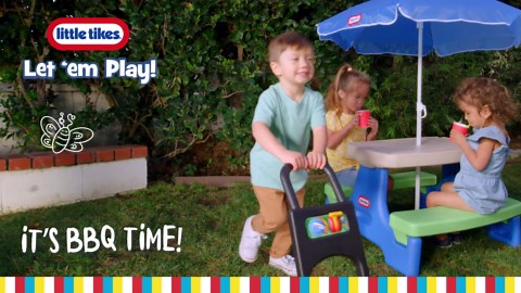 Little Tikes Sizzle & Serve Grill – Red, White & Blue, 14 Accessories, Little Chef Interactive Cooking Playset for Kids and Toddlers