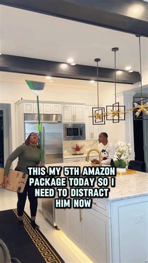 THIS MY 5TH AMAZON PACKAGE TODAY SO I NEED TO DISTRACT HIM