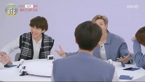 26K views · 4.5K reactions | •PROGRAMA 'Let's BTS'! || 29.03.21 La reacción de Yoongi cuando Jimin confeso que queria decirle "Yoongi-ah, te amo~” y después todos los chicos también le dijeran "te amo". NJ: ¡Qué está pasando! ¿No recibimos amor en la infancia o algo así? JM: Le gustará cuando lo digamos juntos. BTS: ¡Te amamos! ~Faker 陋 | BANGTAN PERU | Facebook