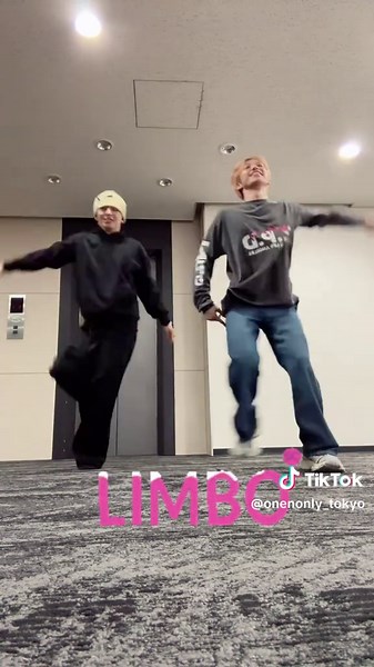 Limbo Dance by Hayato Sakamoto | Energetic Performance