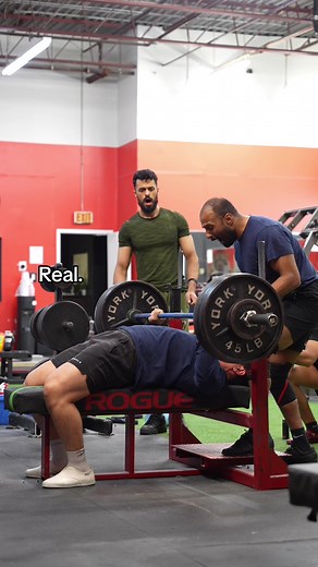 Achieving a 405 Bench: Pain, Powerlifting, and Persistence