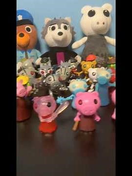 My piggy merch collection (plushies and figures!) 🐷🧸 #piggy #roblox #shorts