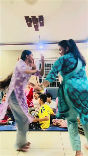 मै छोरी ढल्केको, maulik nepali Teej geet, village dancing Teej song, nepali look teej, हेरन लालुमाई