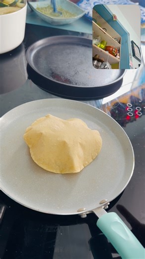 My friend Vero asked if I could share a corn tortilla recipe with her. I decided to record this quick tutorial since I knew I would be preparing some tortillas for my Caldo de Res today! This is based off the recipe on my blog. I will leave the link in the comments. The cast iron works well too, but I was in a hurry, so decided to use the nonstick for quick recording! ENJOY!! #corntortillas | La Piña En La Cocina