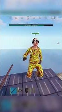 Random Items every 10 seconds in Rust, last one standing wins #rust