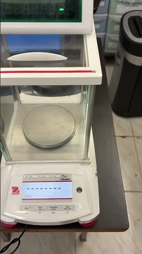 Ohaus 600 g /1 mg Scale Internal Caliberation