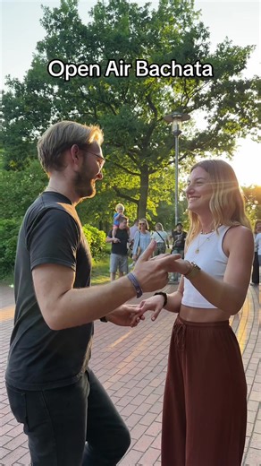 The start of our Open Air on Friday 💃🏻🕺🏽 @open.air.bachata