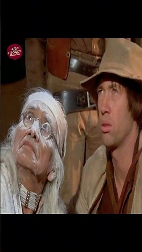 Never Bullies Old Man in front Caine, Kung Fu 1972