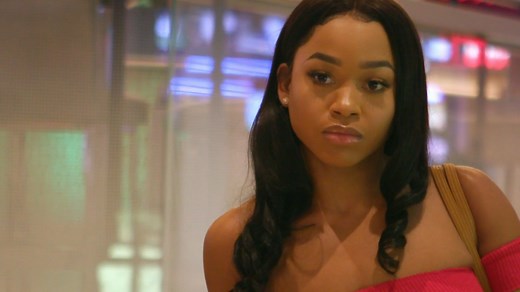 Now THIS is how you make an entrance. Welcome back, Nikki! 👏 | A Double Shot at Love