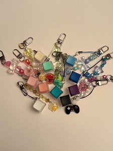 Fidget Keychains W/charms - Etsy
