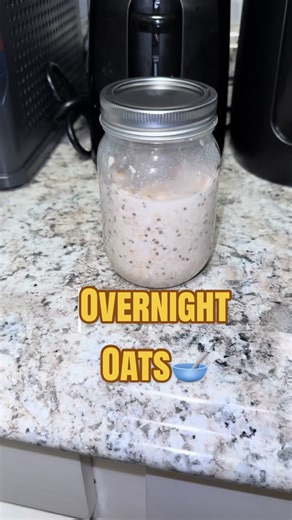 This was the ABSOLUTE BEST example of……………………………………………………………………………………….vomit in my mouth!!!! I tried, but just couldn’t do it. Please share some tips that will make it better! #overnightoats #healthyfood #breakfast #recipesoftiktok #foryoupage