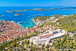 Hvar Town | Apartments & Tours